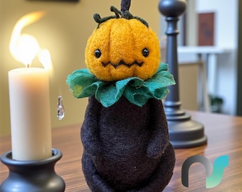 Felted Pumpkin Doll – Handmade Wool Halloween Decor – Creepy Cute Pumpkin Plush – Needle Felt Autumn Ornament – Spooky Fall Gift