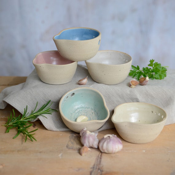 Herb Shredder and Garlic Grater Bowl Stone 