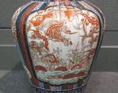 Large Antique Japanese Porcelain Arita Imari Vase with Beautiful Hand Painted Decoration