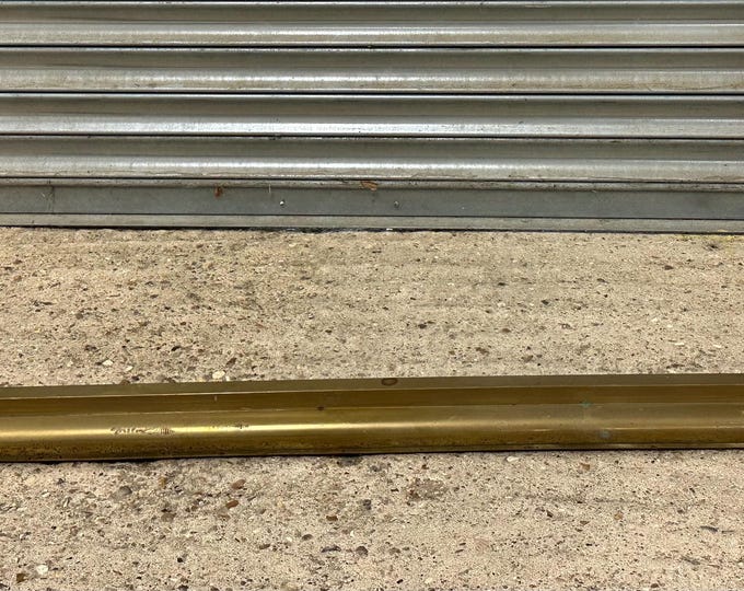 Victorian Brass Fire Fender Curb With Urn Finials - Fireplace Front Accessories