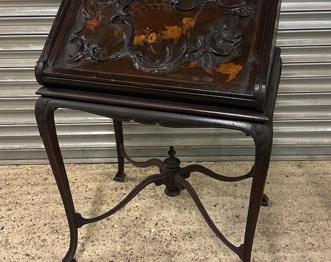 Lovely Antique Inlaid Chippendale Style Bureau Writing Desk – Decorative Serpentine Front & Cabriole Legs