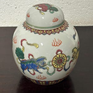 Vintage Chinese Famille Rose Ginger Jar with Foo Dogs
