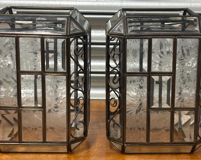 Lovely Pair Of Bevelled Etched Glass And Brass Ceiling Pendant Lamp Shades
