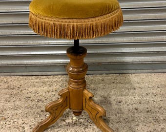 Beautiful Charming Antique Edwardian Period Adjustable Piano Stool With Tripod Base