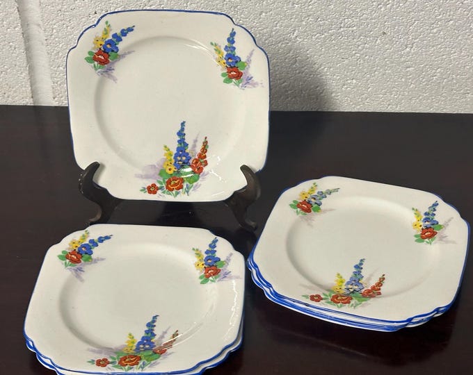 Six Lovely Vintage Art Deco Style Victoria C & E Bone China Tea Plates