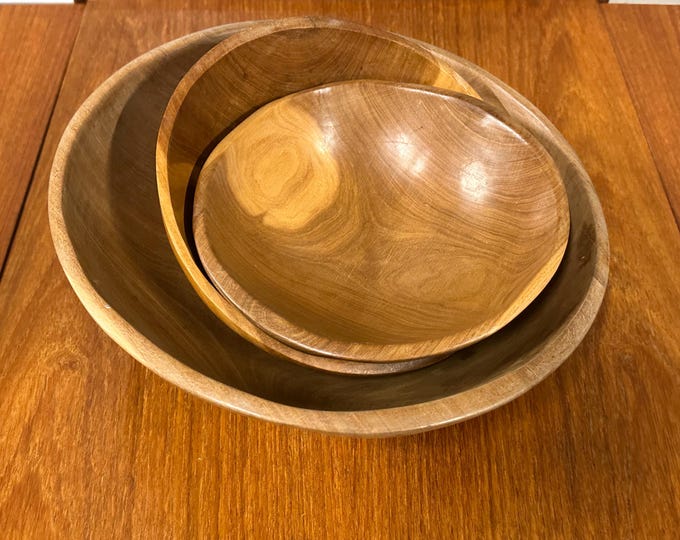 Set Of Three Vintage Handmade Natural Wood Serving Bowls