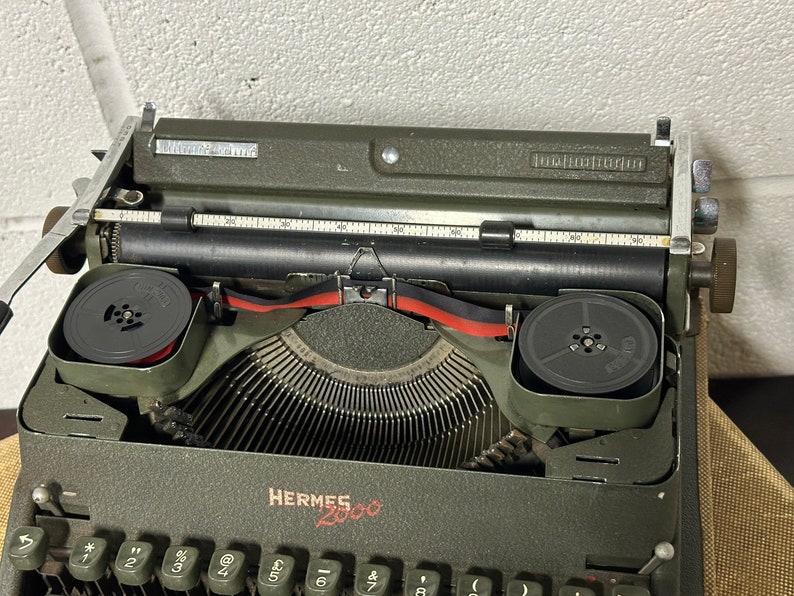 Superb Vintage Hermes 2000 Typewriter With Case & Instruction Manual - Etsy
