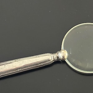 Antique Sterling Solid Silver Magnifying Glass - Collectable / Desk Item