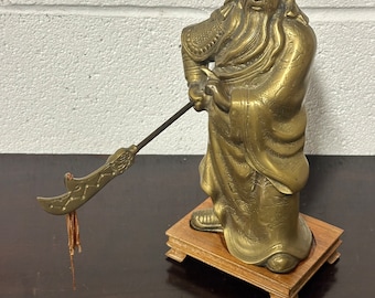 Vintage Chinese Bronze Figurine of Warrior God Guan Gong Yu
