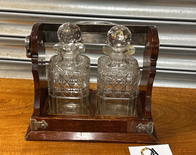 Late 19th Century Victorian Oak and Crystal Tantalus Made by Army & Navy