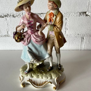 Wunderschöne Vintage italienische Keramik Capodimonte Pärchen Figur A/F