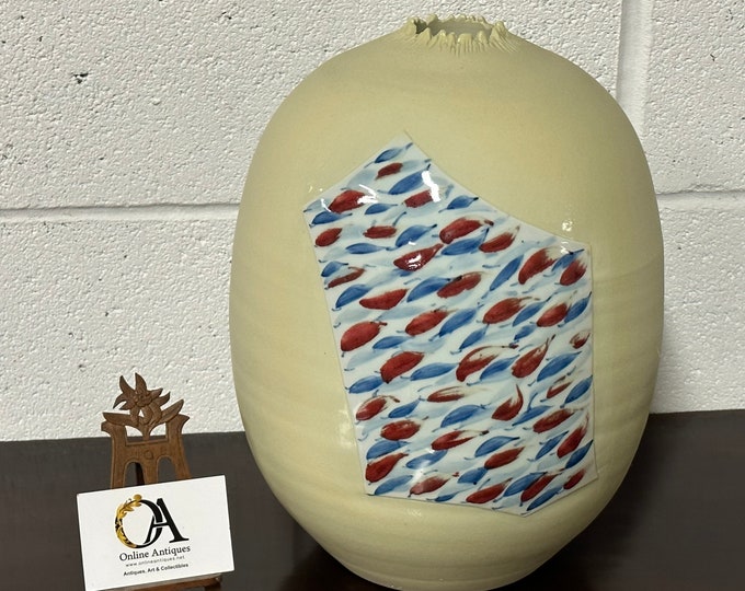 Gorgeous Retro & Very Unusual Chinese Vase