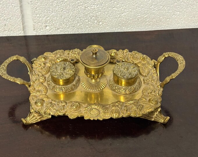 Lovely Antique 19th Century Brass Double Inkwell With Pen Rest with Acorn and Thistle Decoration
