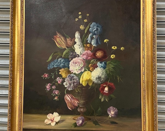 Antique / Vintage Still Life Oil Painting – Floral Bouquet in Urn - Gilt Framed