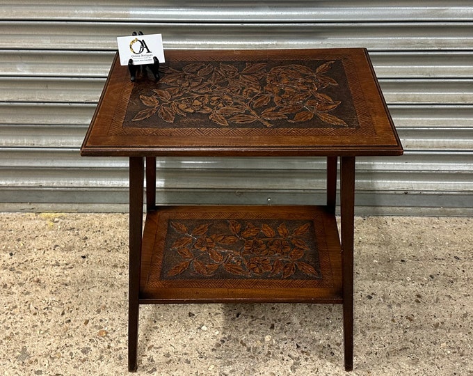 Beautiful Early 1900’s Arts & Crafts Design Oak Two Tier Side Table