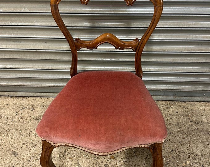 Gorgeous Quality Antique Victorian Balloon Back Chair With Pink Velour Seat Upholstery