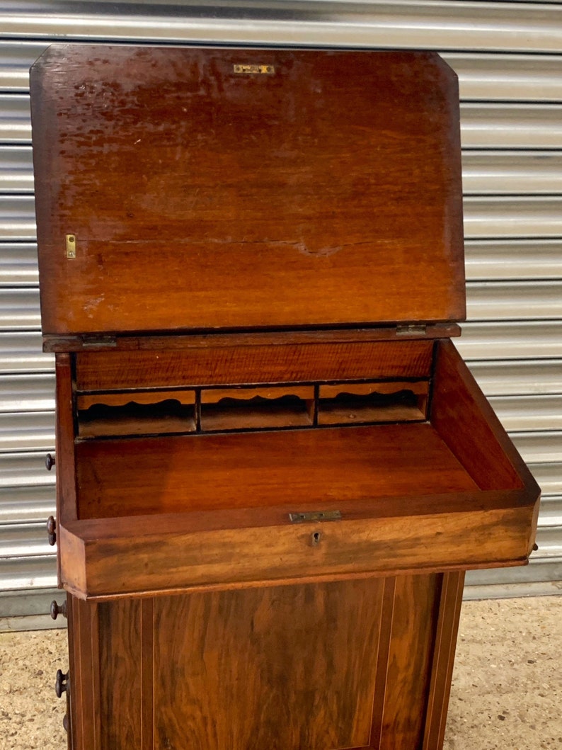 Beautiful Circa Late 19th Century English Davenport Desk image 9