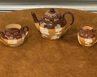 Antique Doulton Lambeth Hunting Ware 3 Piece Tea Set Teapot c1891 Victorian