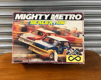 Vintage **Scalextric Mighty Metro Racing Set – C880 – Boxed