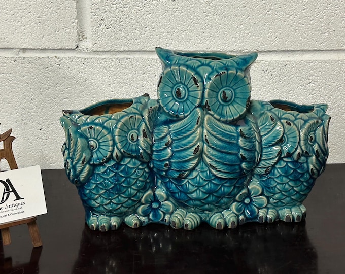 Unusual Vintage Turquoise Ceramic Owl Vase