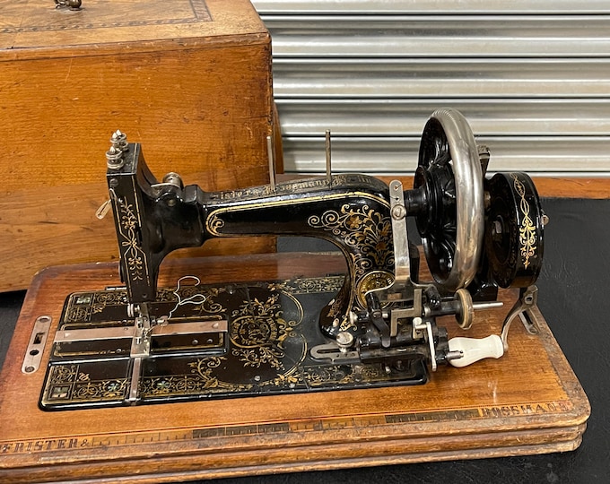 Frister & Rossmann Hand Crank Sewing Machine Berlin Germany c1901-1903