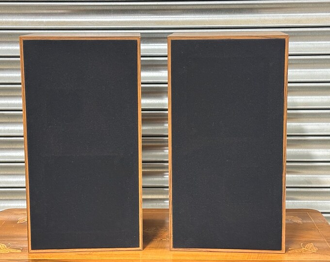 Superb Pair Of Vintage Retro 1970’s Amatrad Acoustra 2500 Speakers