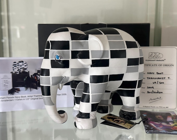 Elephant Parade – “Navy Boot” – Hand Painted Limited Edition, by Artist Thammakit T – 60/500 (2009) with Box