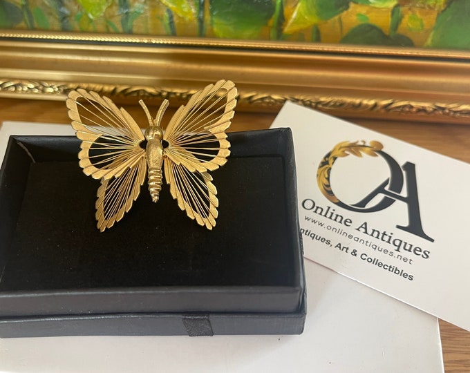 Superb Vintage Monet Openwork Gold Plated Design Butterfly Brooch