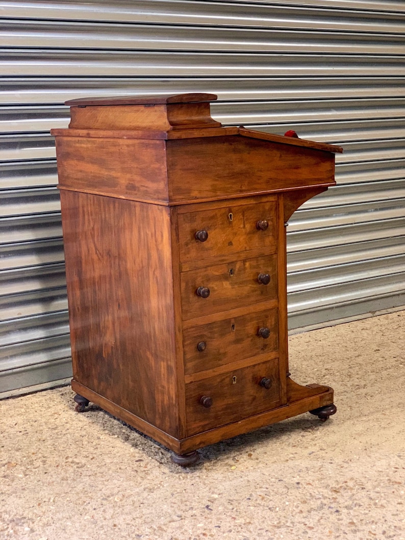 Beautiful Circa Late 19th Century English Davenport Desk image 2