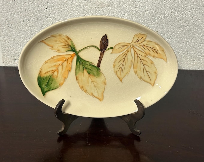Beautiful Vintage William Moorcroft Oval Plate ‘Horse Chestnut Leaf’ Design