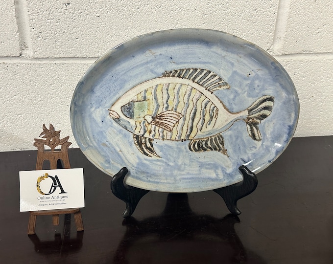 Vintage Gorgeous Geoffrey Small Potter, Oval Fish Designed Pottery Plate