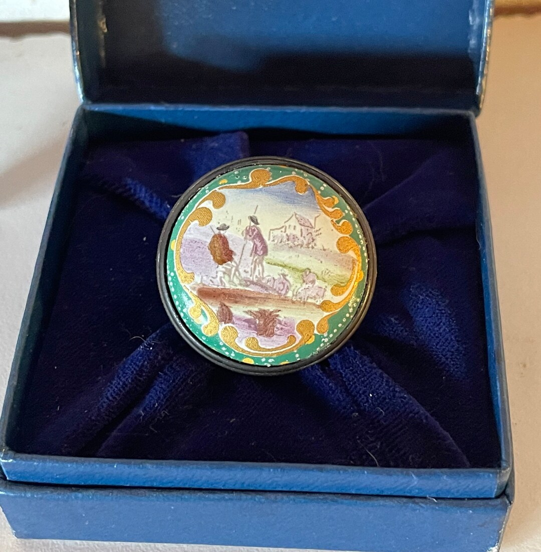 Rare Halcyon Days Enamels 'shepherds' Screw Top Trinket Pill Box Rare Halcyon Days Enamels 'shepherds' Screw Top Trinket Pill Box