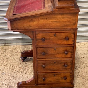 Beautiful Circa Late 19th Century English Davenport Desk image 3