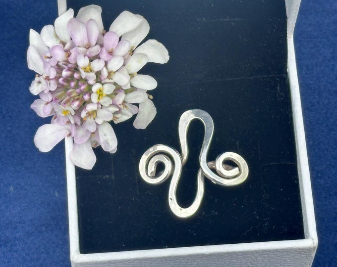 Vintage Silver Ring - Unusual Snake Shape Designed - Hallmarked Silver 3.03g