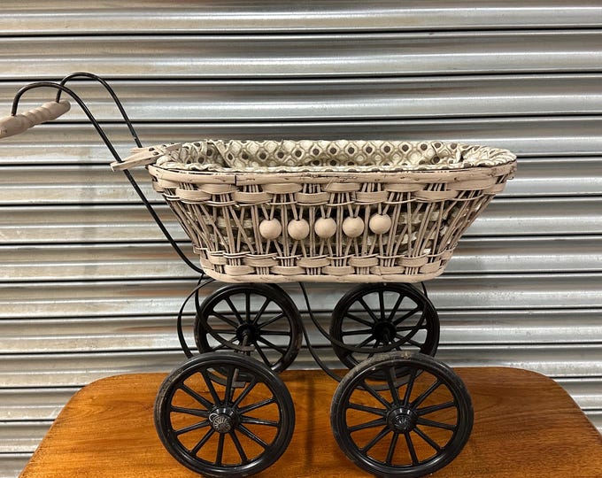 Vintage Style Wicker Dolls Pram / Decorative Pushchair Basket on Wheels