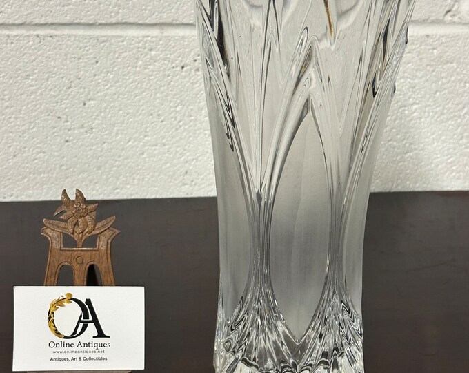 Beautiful Decorative Large Vintage Cut Glass And Etched Glass Vase