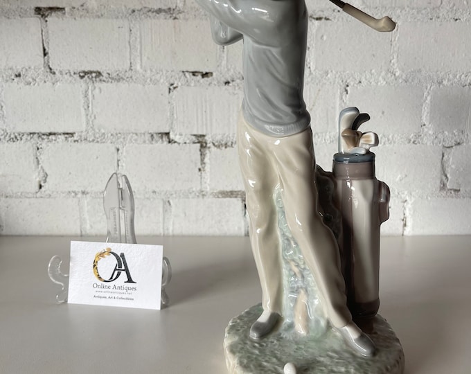 Stunning Lladro Porcelain Figurine Golfer No 4824 - Perfect Gift!.