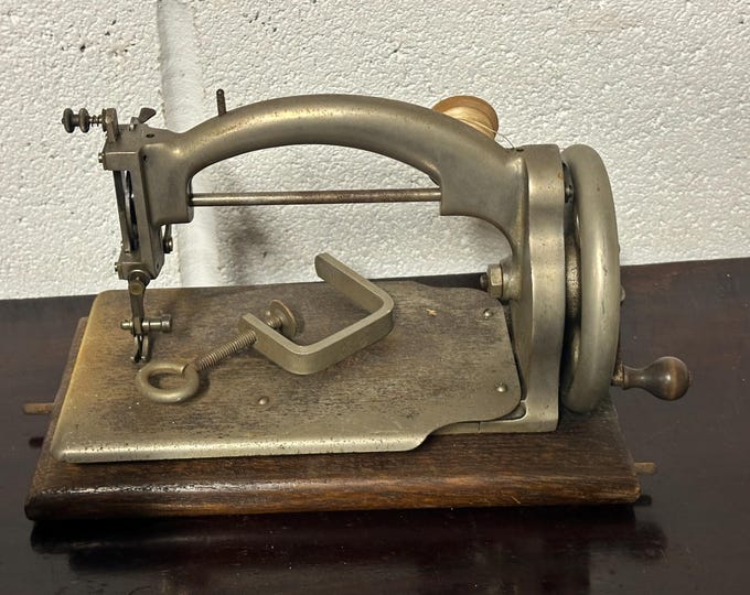 Rare Early 1900’s Sewing Machine With Metal Case