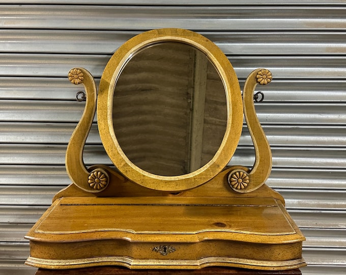 Antique Style Dressing Table Swing Mirror – Elegant Shaped Frame