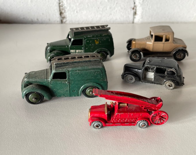 Selection of Vintage Toy Cars to include Dinky Models