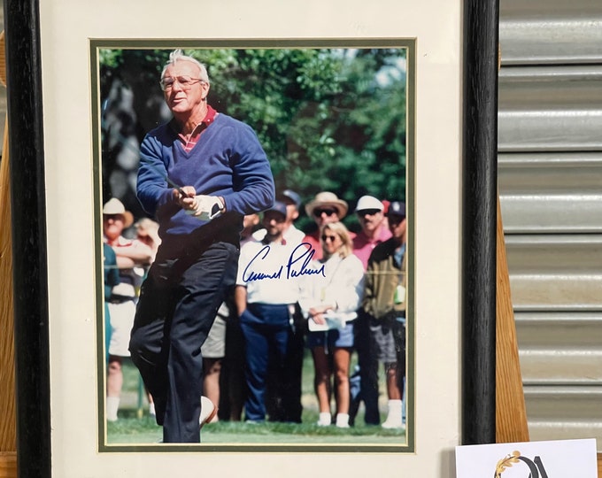 Genuine Framed And Glazed Arnold Palmer Signed Photograph - Golf Interest