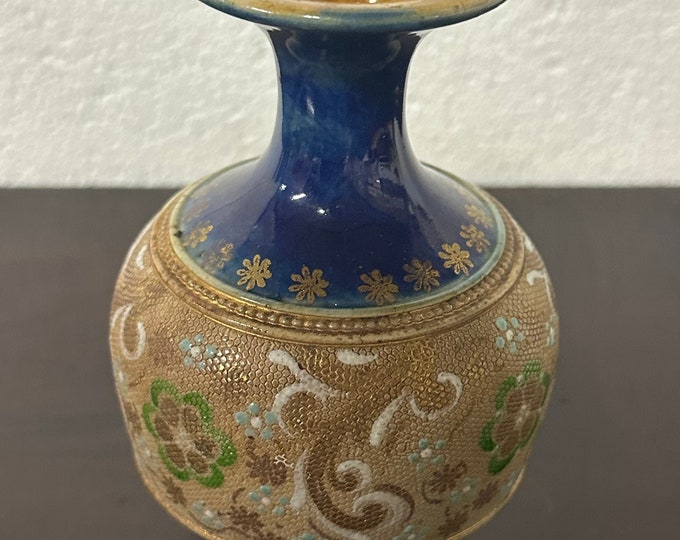 Lovely 19th Century Victorian Royal Doulton Vase - Perfect Gift