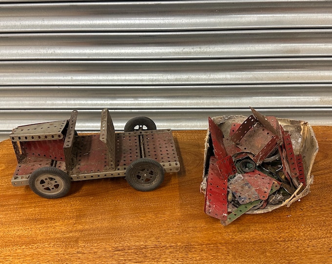 Vintage Meccano Truck Circa 1930/40’s Plus Additional Meccano Parts
