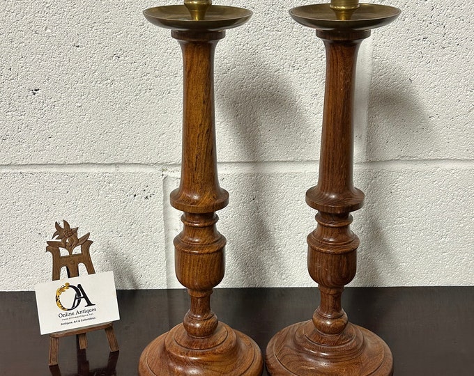 Pair Of Vintage Beautifully Turned Candle Holders / Candlesticks