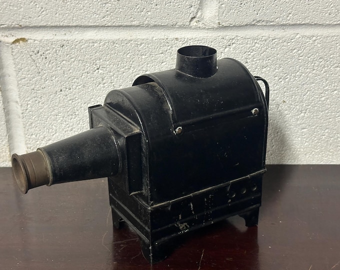 Antique / Vintage Magic Lantern Projector – Metal Optical Lantern - Late 19thC