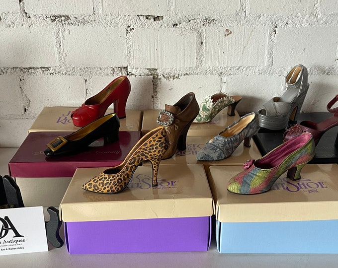 Collection of 9 Just The Right Shoes by Raine with their Boxes