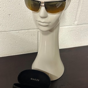 Vintage Gucci 2653/S Gold Half Frame Sunglasses 1990’s Made In Italy