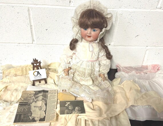 Stunning and Rare Antique Kammer and Reinhardt, Simon and Halbig
