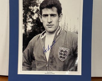 Signed Peter Bonetti Photo – 1966 World Cup Winner – England – Autographed