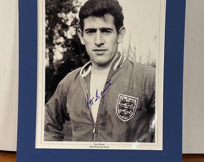 Signed Peter Bonetti Photo – 1966 World Cup Winner – England – Autographed